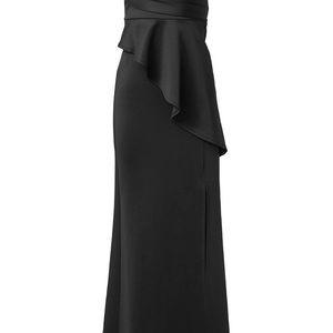 Brand New never worn size 2 
Ruffle Detail Formal Dress. A stunner